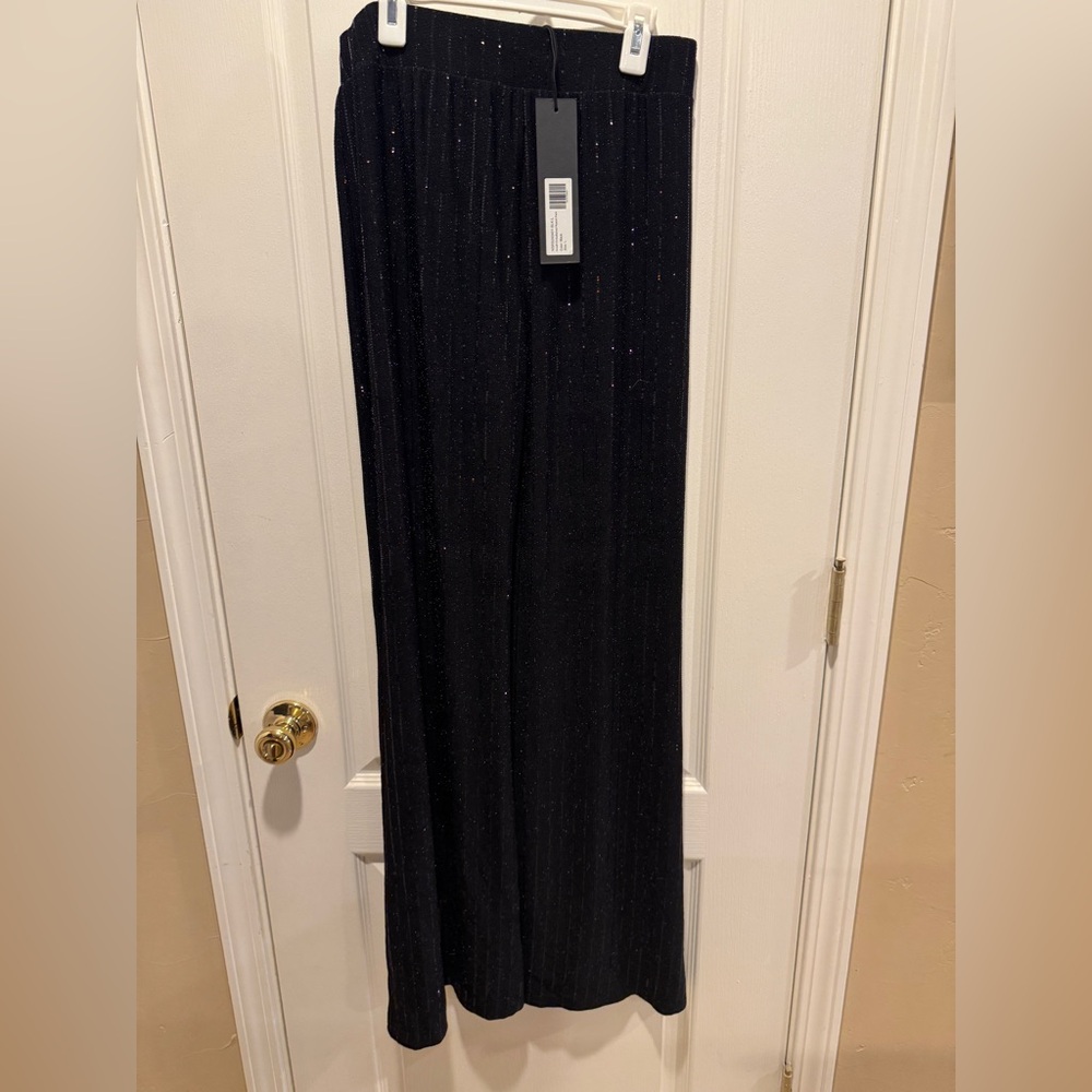Noli Black Wide Leg Pants with Sequin Accents - Picture 4 of 9